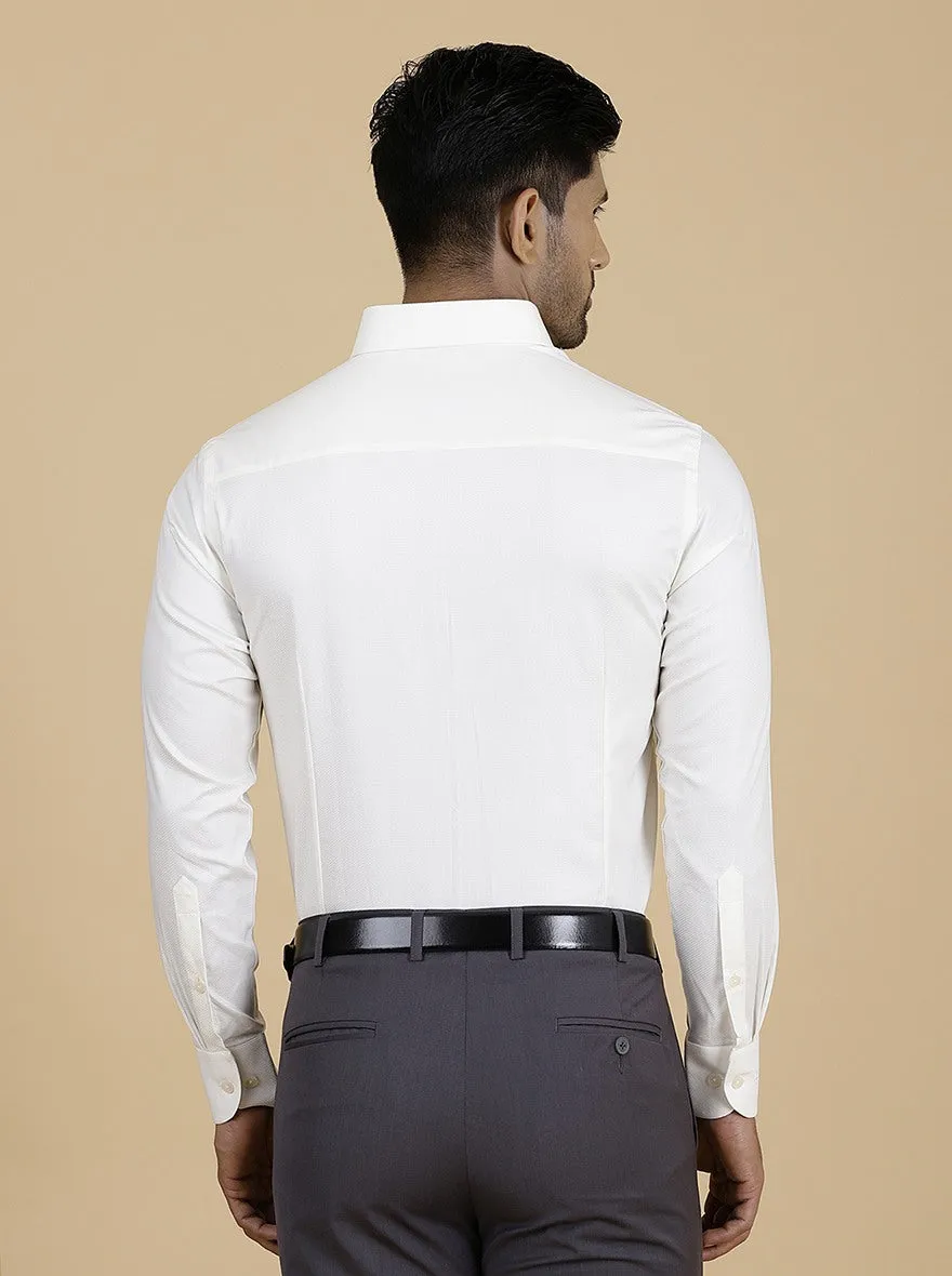 Off White Solid Slim Fit Formal Shirt | Metal